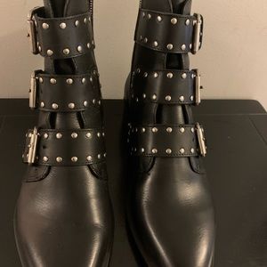Black Ankle boots 9 1/2